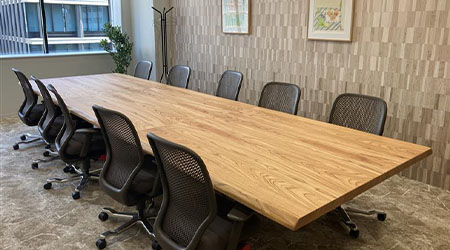 九州支店の応接室